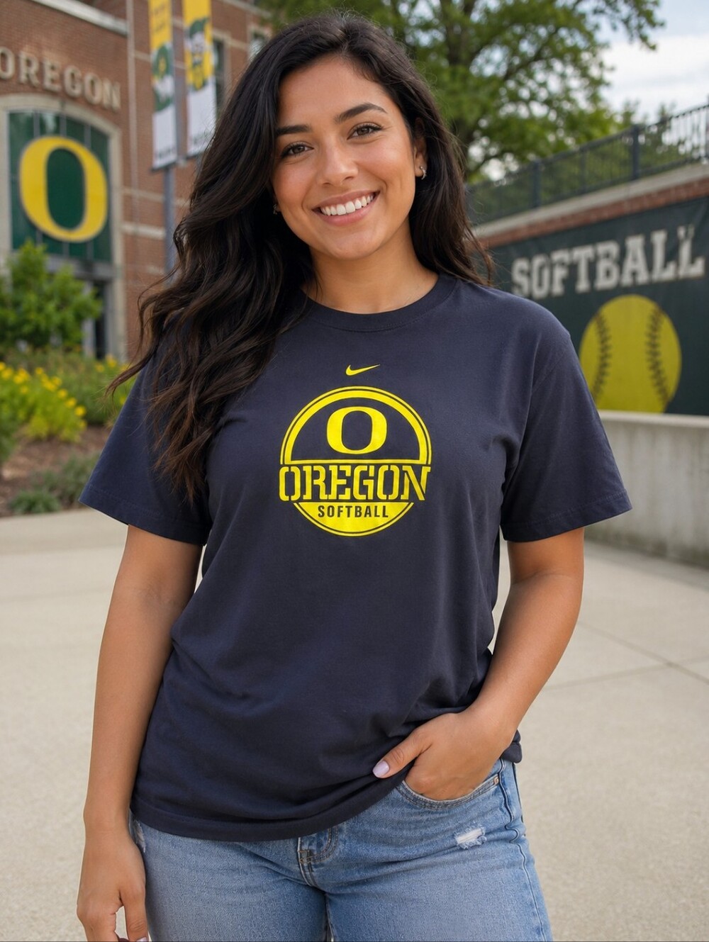 Nike Oregon Ducks Softball T-Shirt Womens S Black NCAA College Sports Graphic